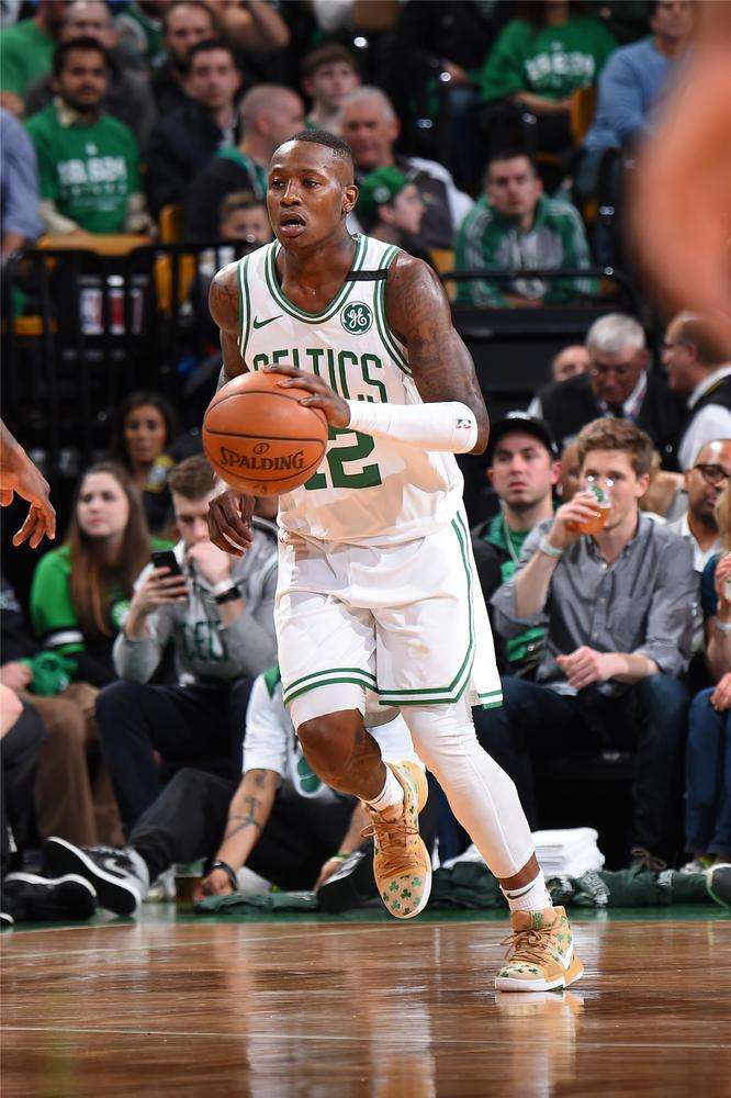 在一系列比 在一系列比